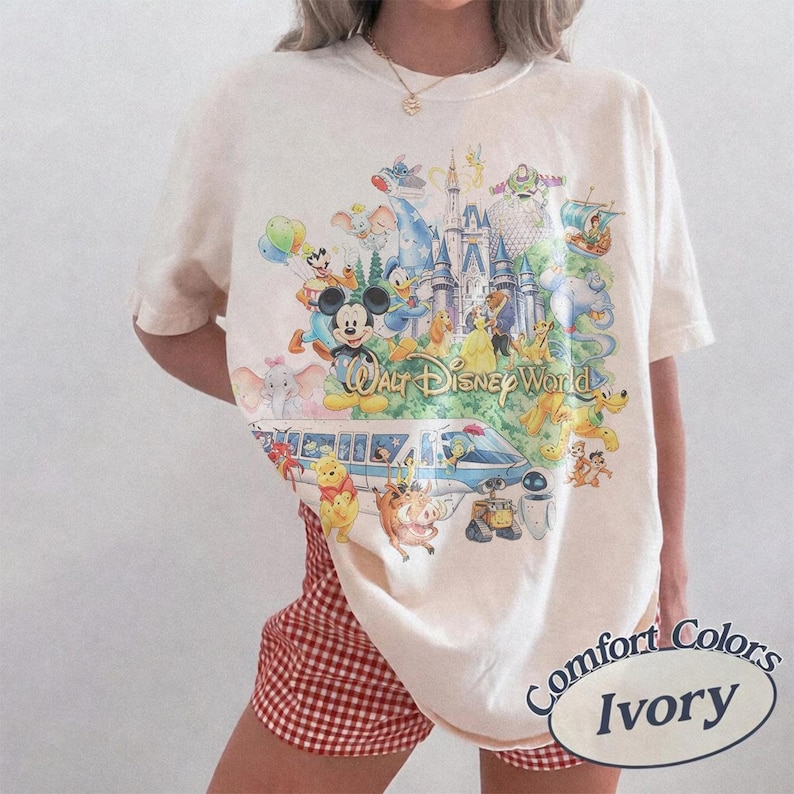 Magic Kingdom Disney World Shirt T01